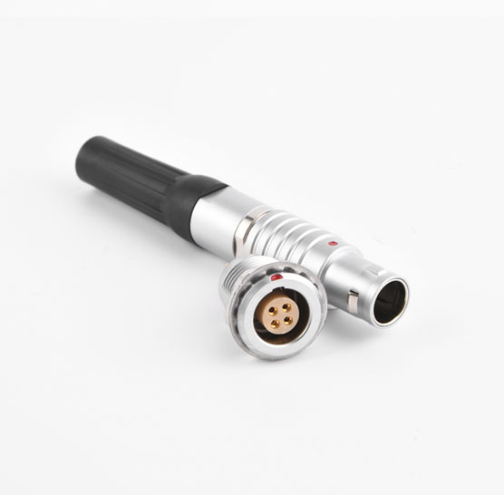 1688783566166940.jpg 1B4芯插头+插座.jpg