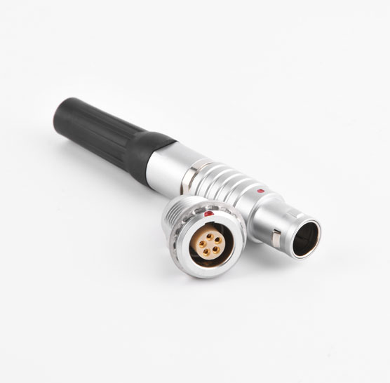 1688783576128056.jpg 1B5芯插头+插座.jpg