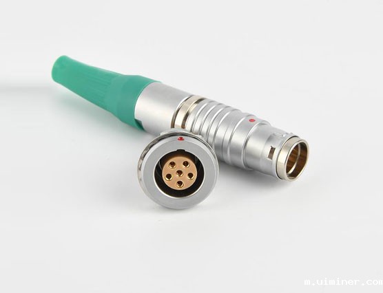 航空插头的连接是否会受到湿度和腐蚀的影响？